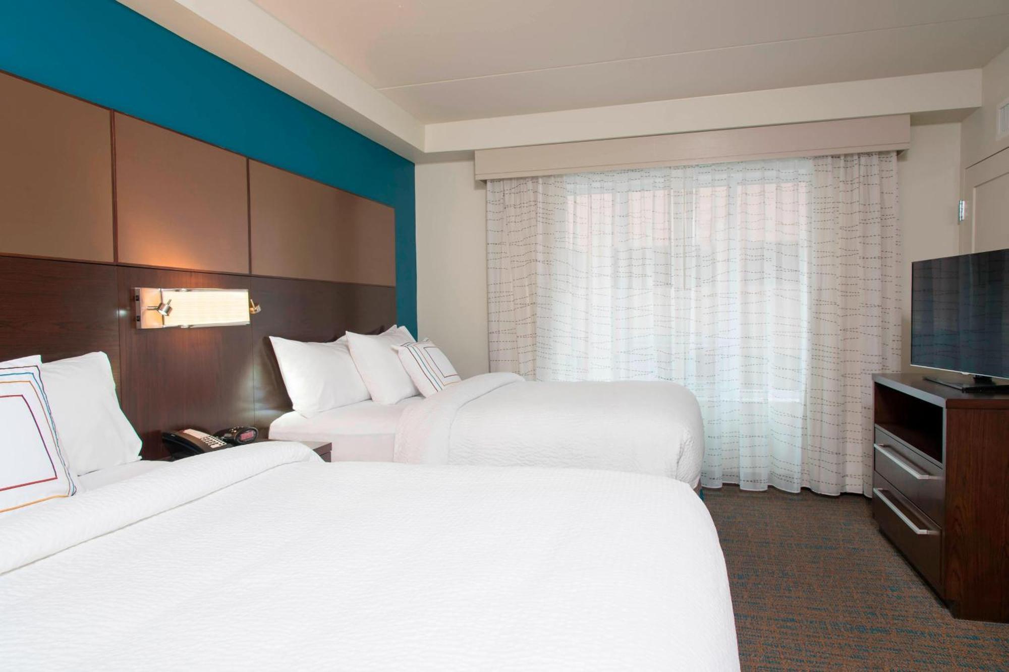 By Marriott Downtown Hotel Ann Arbor