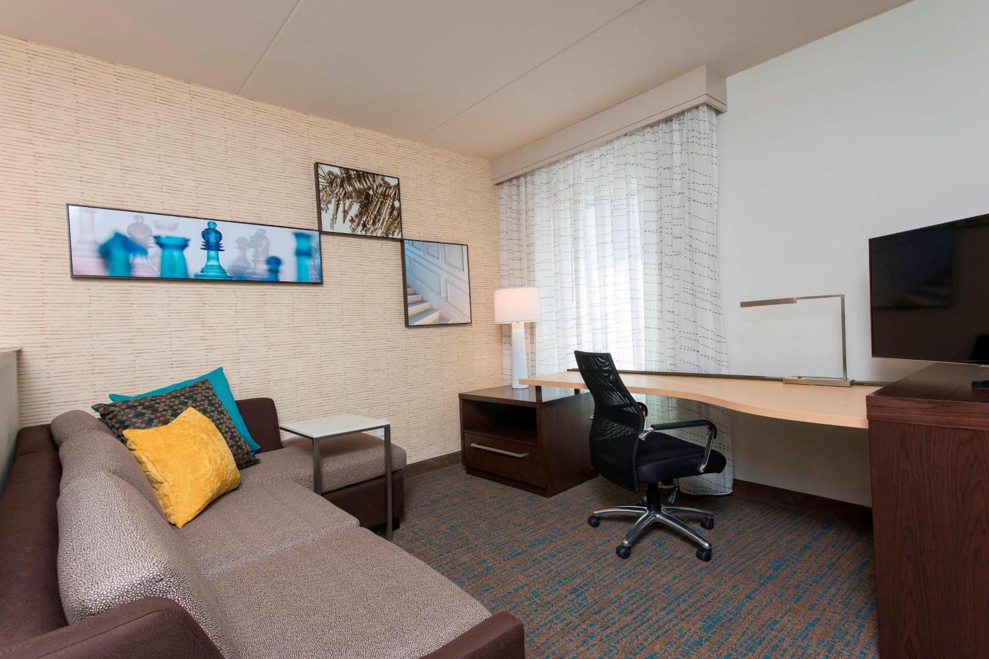 By Marriott Downtown 3* Ann Arbor