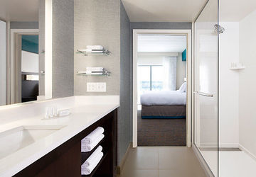 By Marriott Downtown 3*